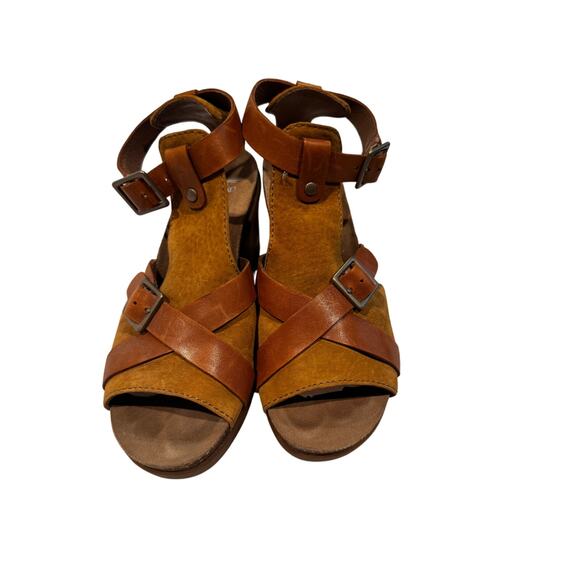 DANSKO Dominique Leather and Suede Chunky Heel in Size EU 38/7.5 U.S. - Picture 1 of 7